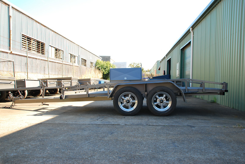 CL084-car-trailer-large (1)